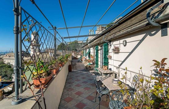 Se vende Ático Ciudad Genova Liguria